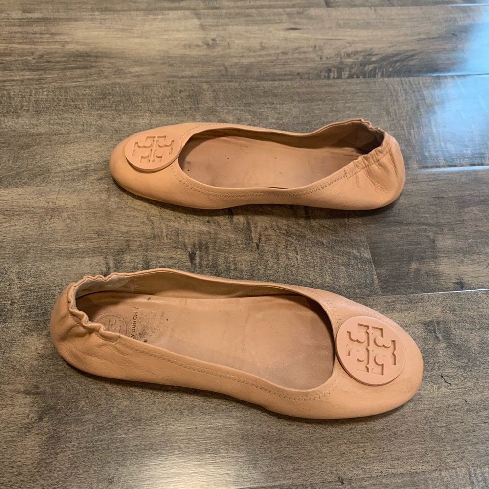 blush nude Tory Burch flats